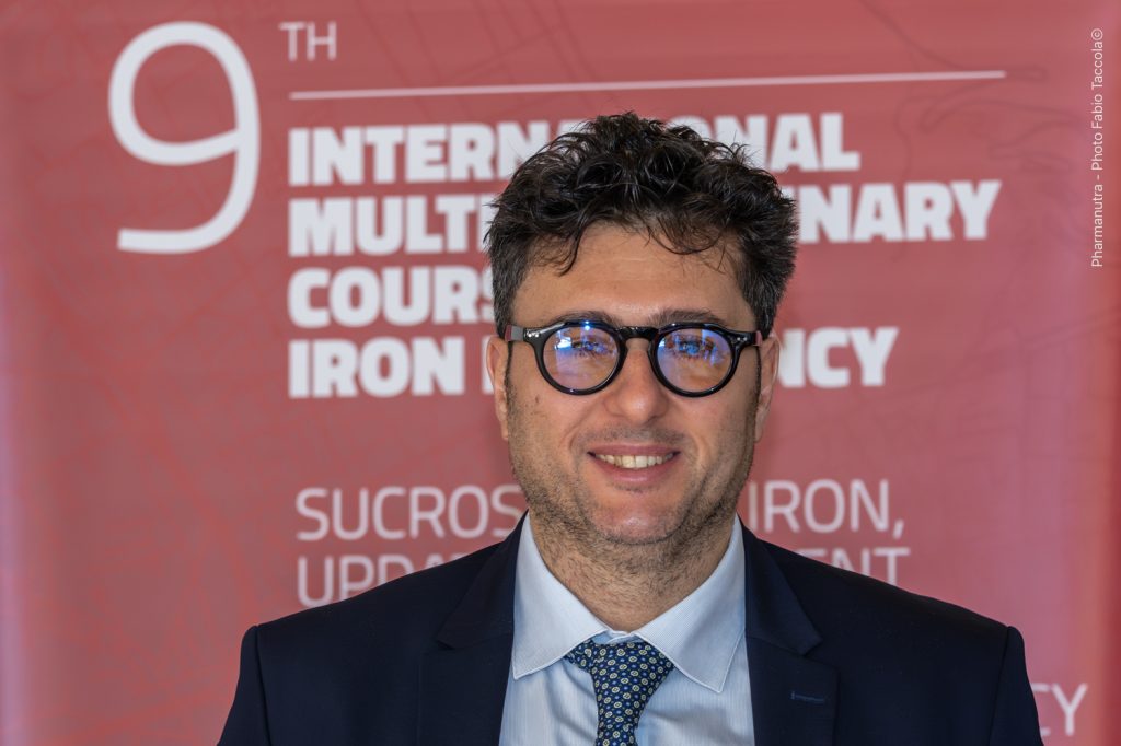 Primo piano del Dott. Gullo durante l'IMCID 2025